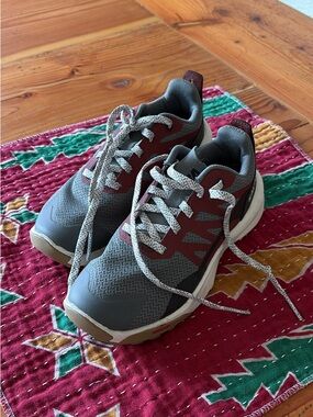 Salomon Kids Sneakers in Gray and Burgundy